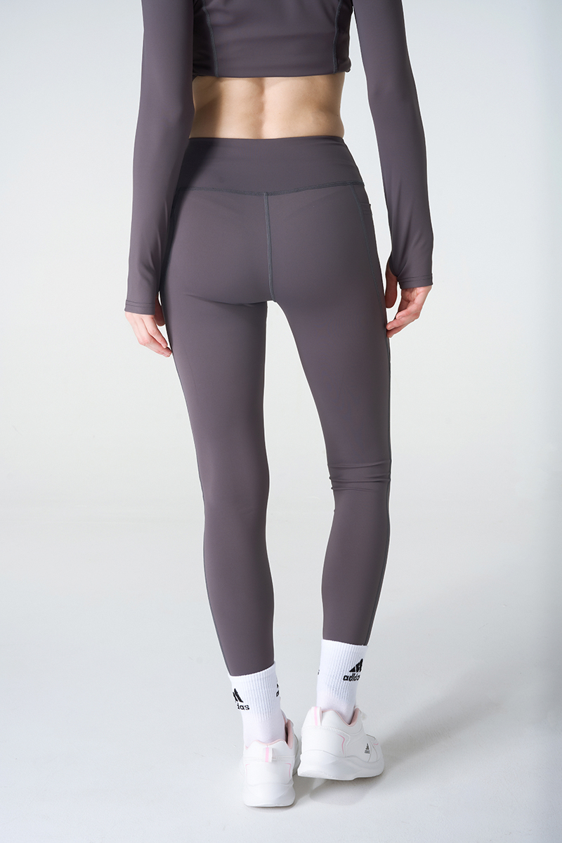 Long sleeve Round Neck Tee And Leisure High Waist Midi Legging