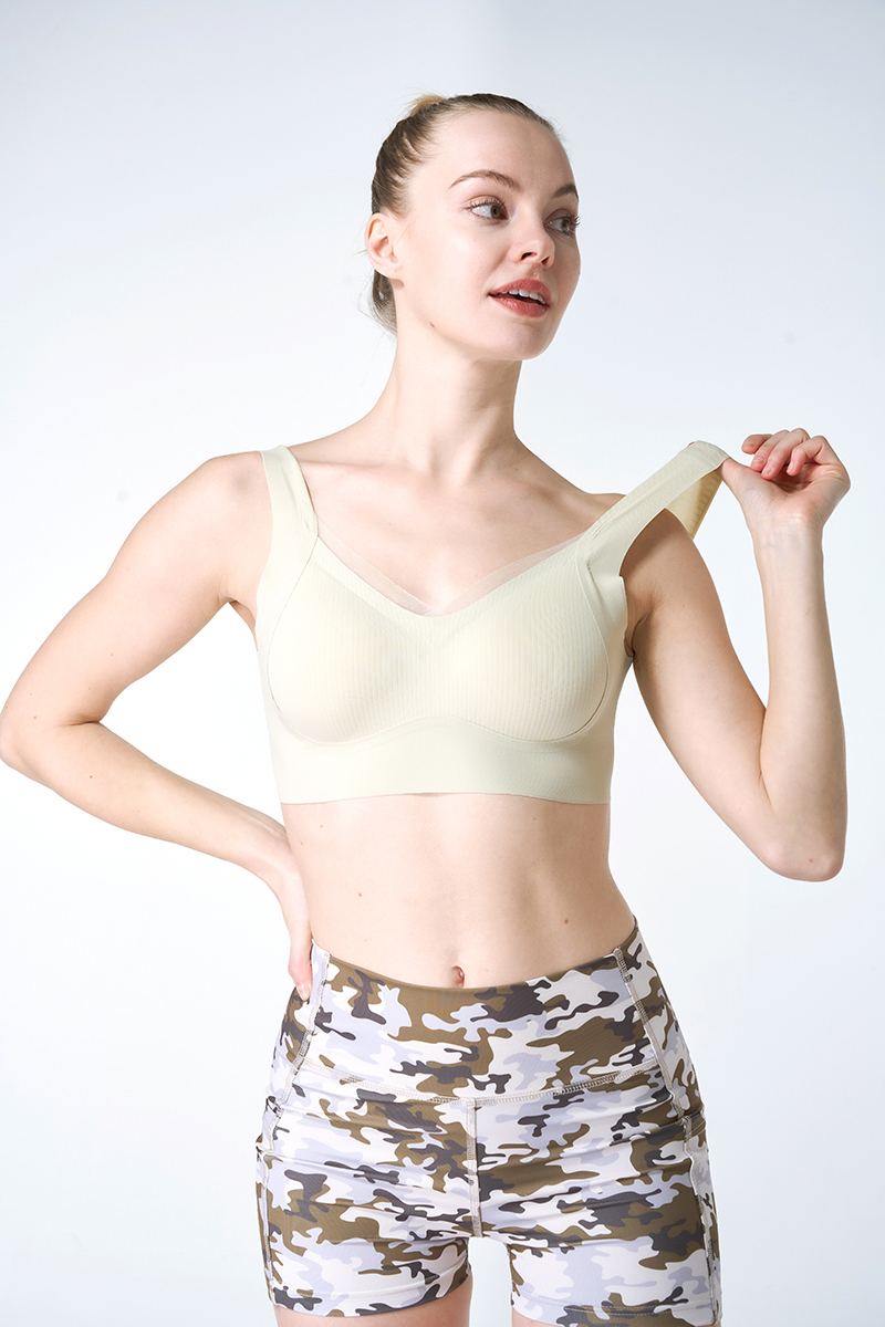 Built-In Sports Bra And Sands Camouflage  Shorts Legging With Side Pocket Sets